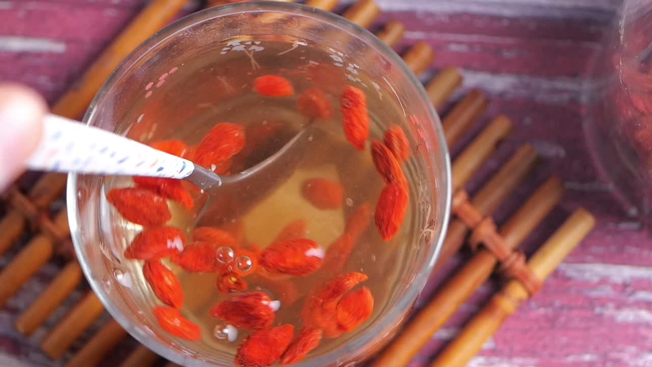Tè di bacche di goji