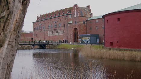 Malmö-Slott,-Castle-in-Sweden-slow-motion