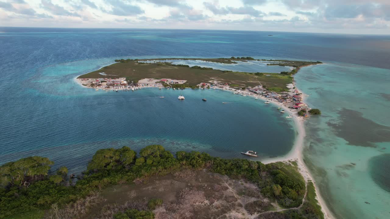 Ayo pirata, los roques, showing turquoise waters and a vibrant coastline, aerial view