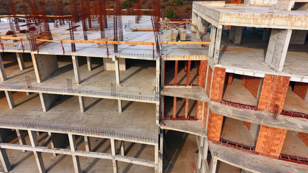 Flight along the empty floors of the big building of the unusual design. New hotel construction