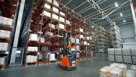 warehouse operation with forklifts