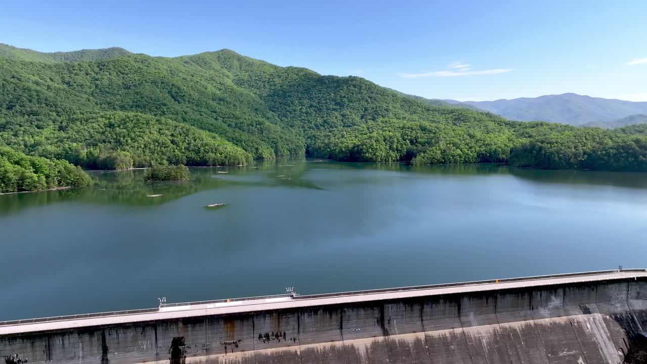 aerial pullout over the fontana dam