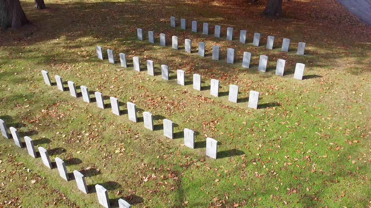 군 묘지 조감도