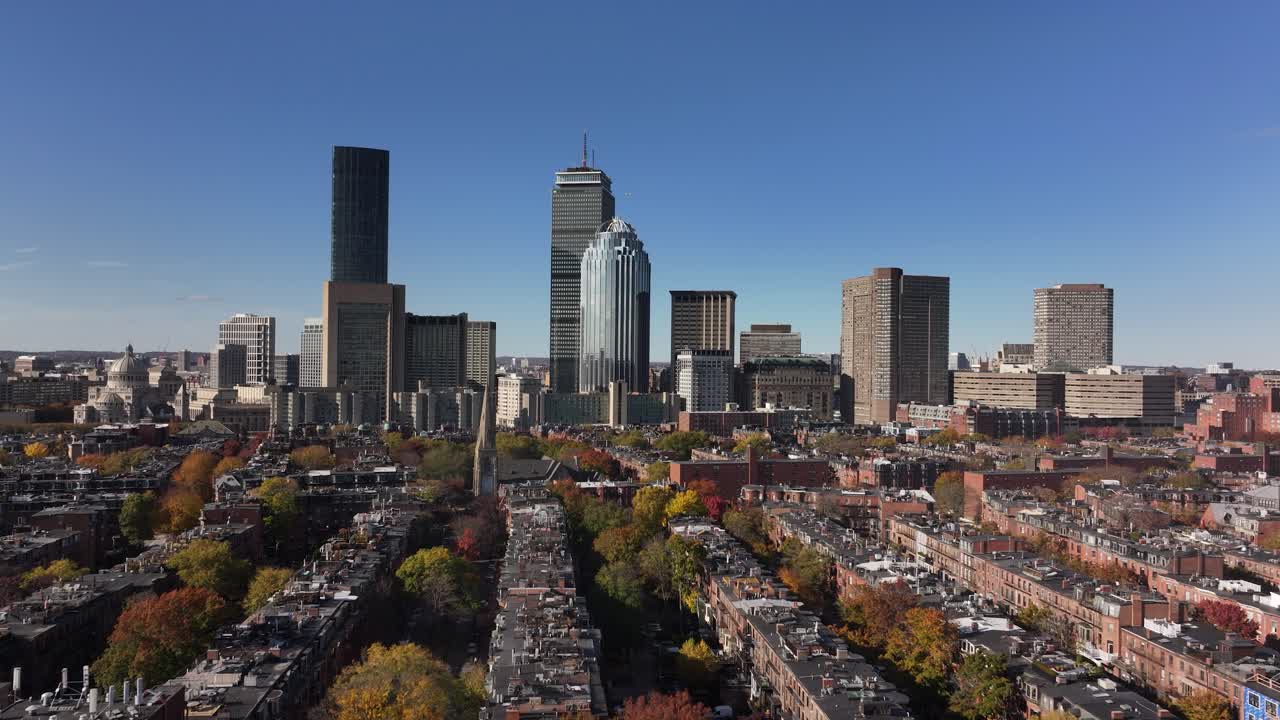 Boston, Massachusetts Stadtpanorama, Luftaufnahme mit Drohne