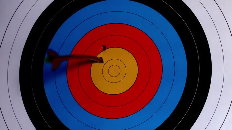 Arrow shooting at the target