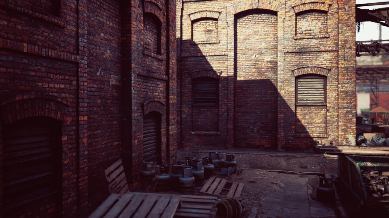 공장에서 버려진 오래된 산업 건물