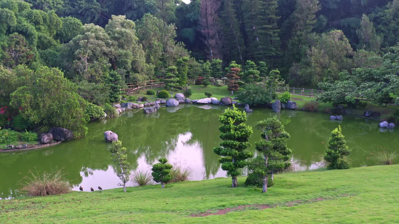 일본 정원, 산토 도밍고에 있는 연못의 조감도