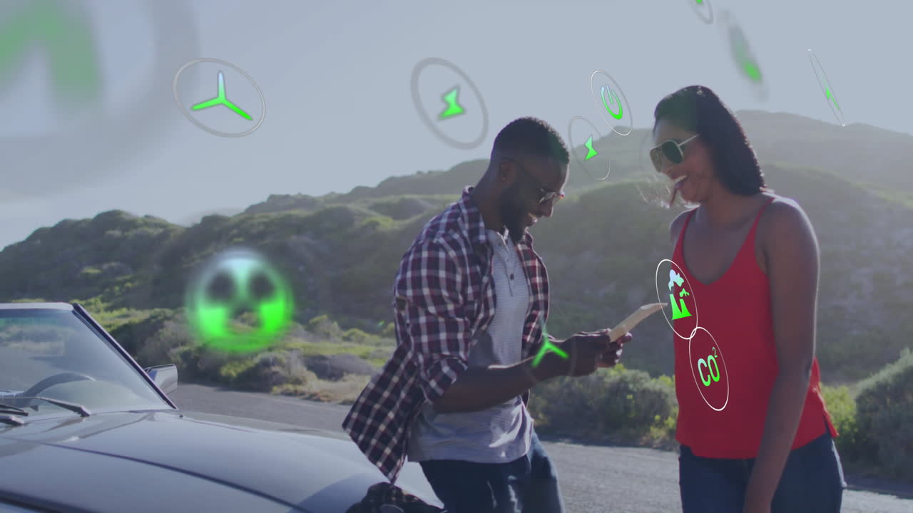 에너지 및 생태학 아이콘의 애니메이션 행복한 다양한 커플을 통해 자동차로 도로 여행