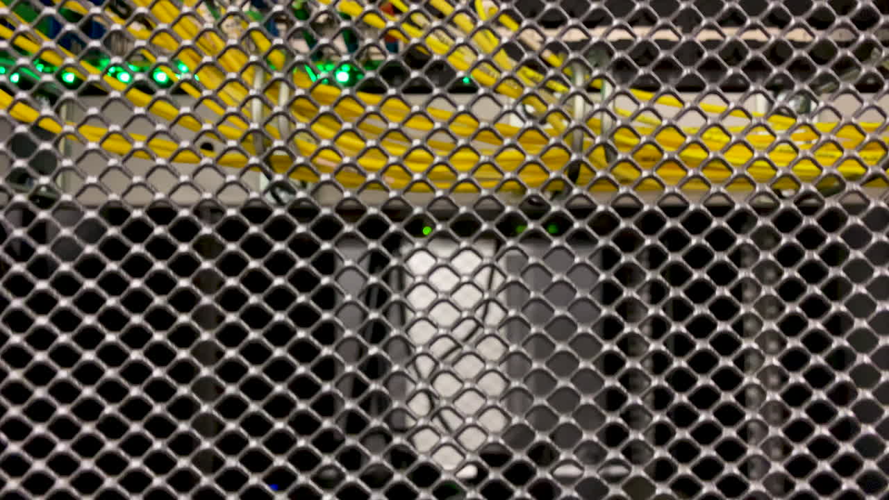 Active server behind a screen case -Close up