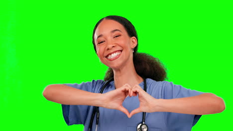 Sonrisa,-Enfermera-Y-Mujer-Con-Las-Manos-Del-Corazón-En-Verde