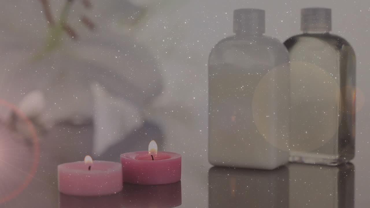 Animation de poussière sur des bougies et des bouteilles