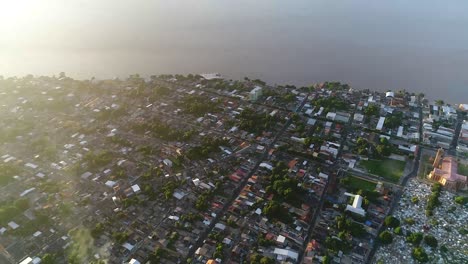 Toma-De-Drone-De-Parintins-Un-Municipio-Ubicado-Al-Este-Del-Estado-De-Amazonas-De-Brasil