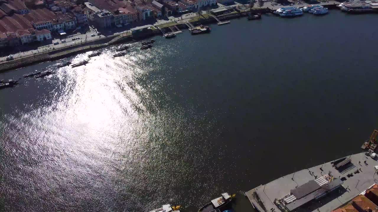 , portugal , imágenes de drones en 4k , la catedral de oporto