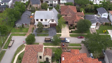 Birds-eye-view-of-affluent-homes-in-Houston,-Texas