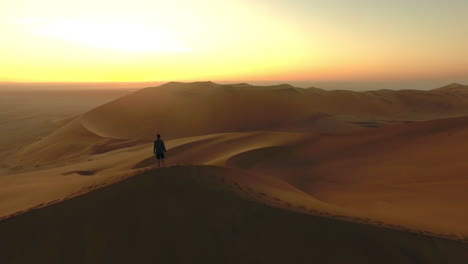 escuchando el silencio del desierto