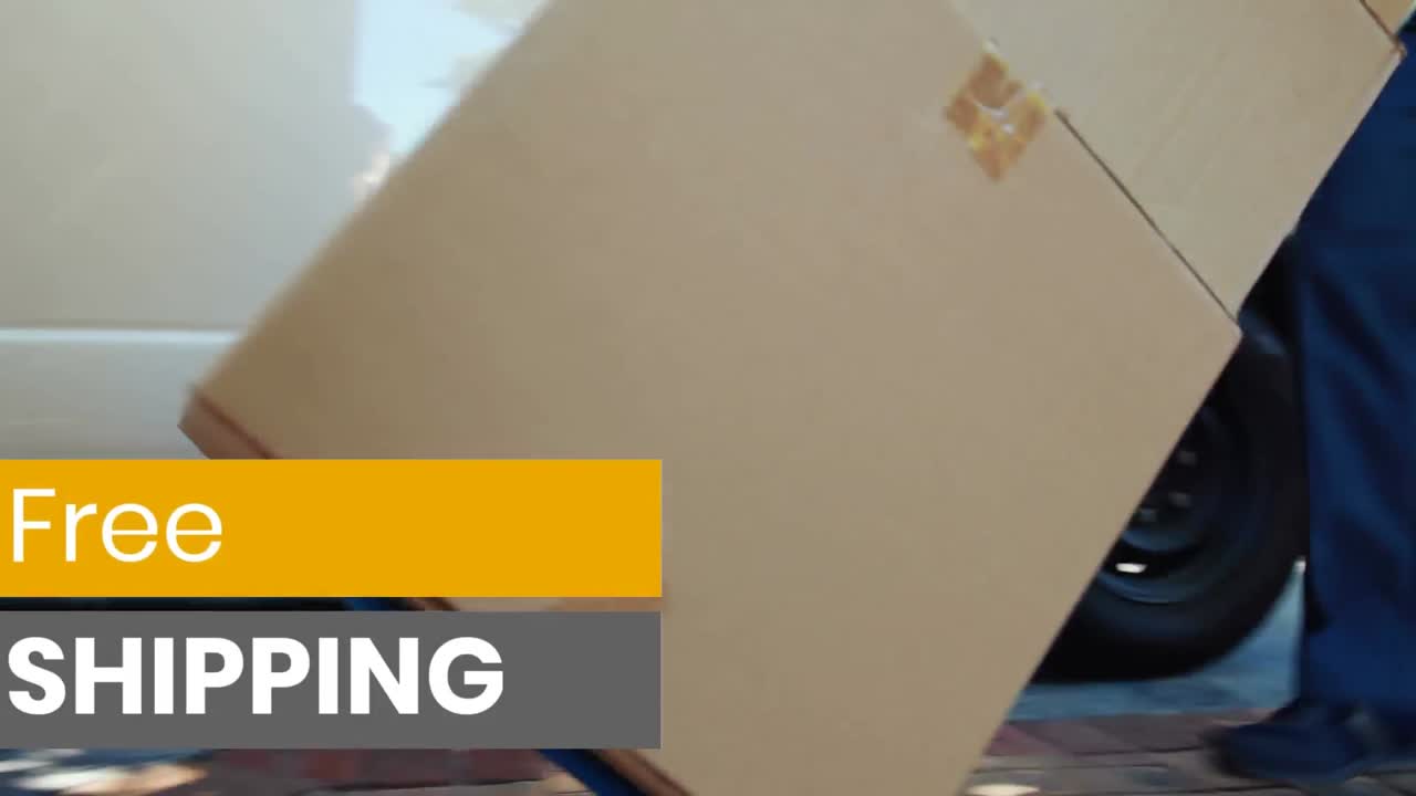 animación de las palabras entrega gratuita sobre el hombre hablando por teléfono entregando mercancías