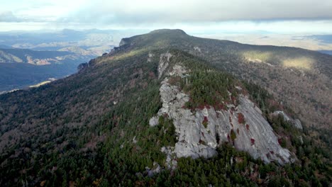 la cresta aérea de la montaña abuelo nc, carolina del norte