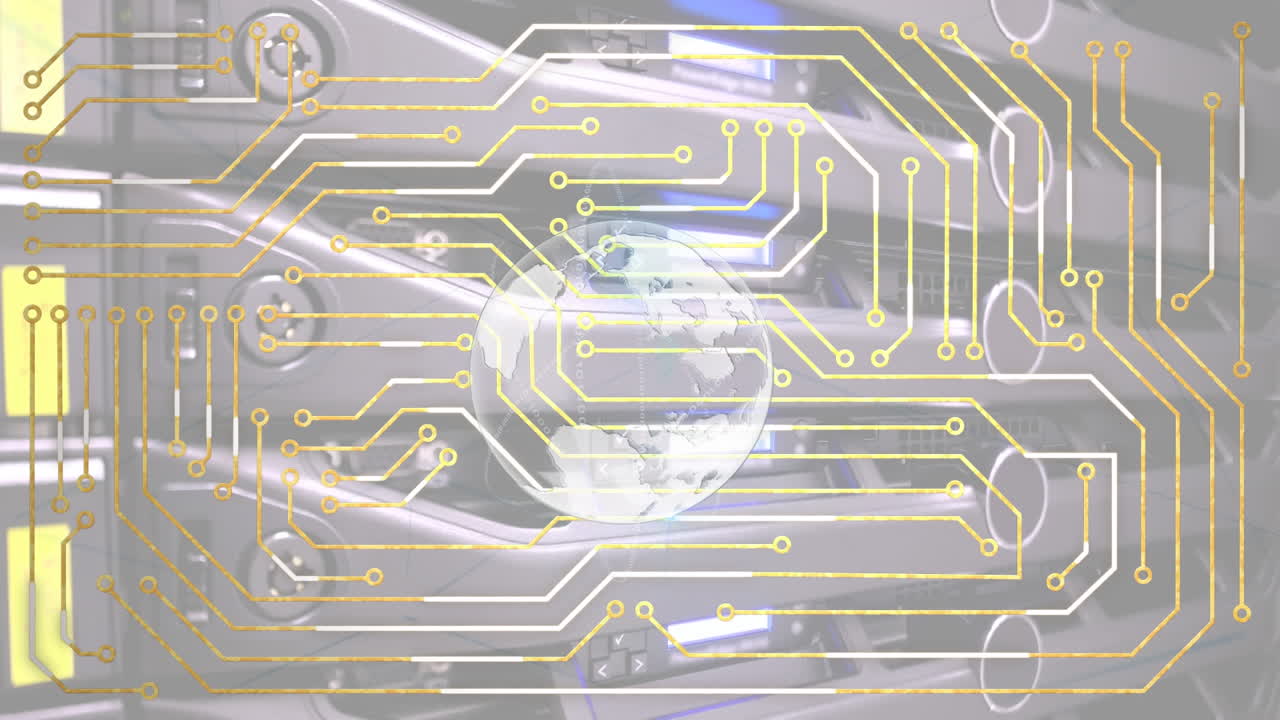 анимация обработки данных и глобус над серверной комнатой