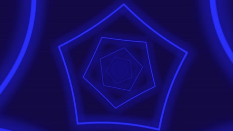 루프 가능한 추상적인 디지털 네온 다각형 터널 배경, 어두운 파란색과 보라색으로 앞으로 움직이는 4k 미래의 반이는 애니메이션 패턴, 복사 공간과 함께 기술 및 사이버 개념.