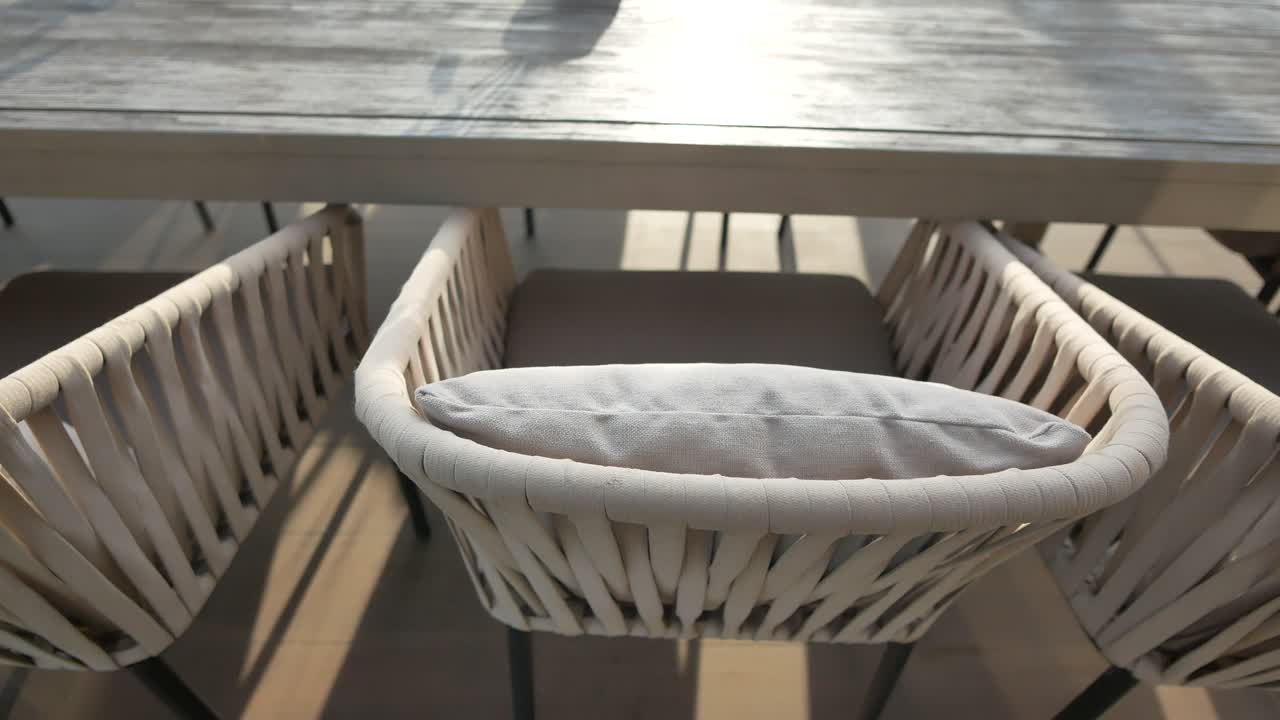 야외 식탁 의자 및 테이블