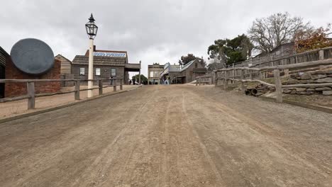 a quiet, dusty street in sovereign hill