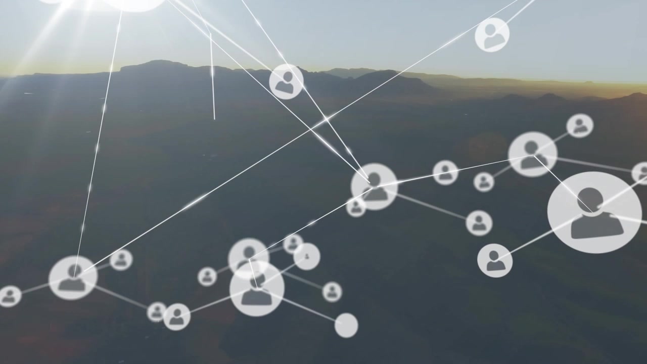 Animation eines Netzwerks von Profilsymbolen vor einer Luftaufnahme einer Berglandschaft
