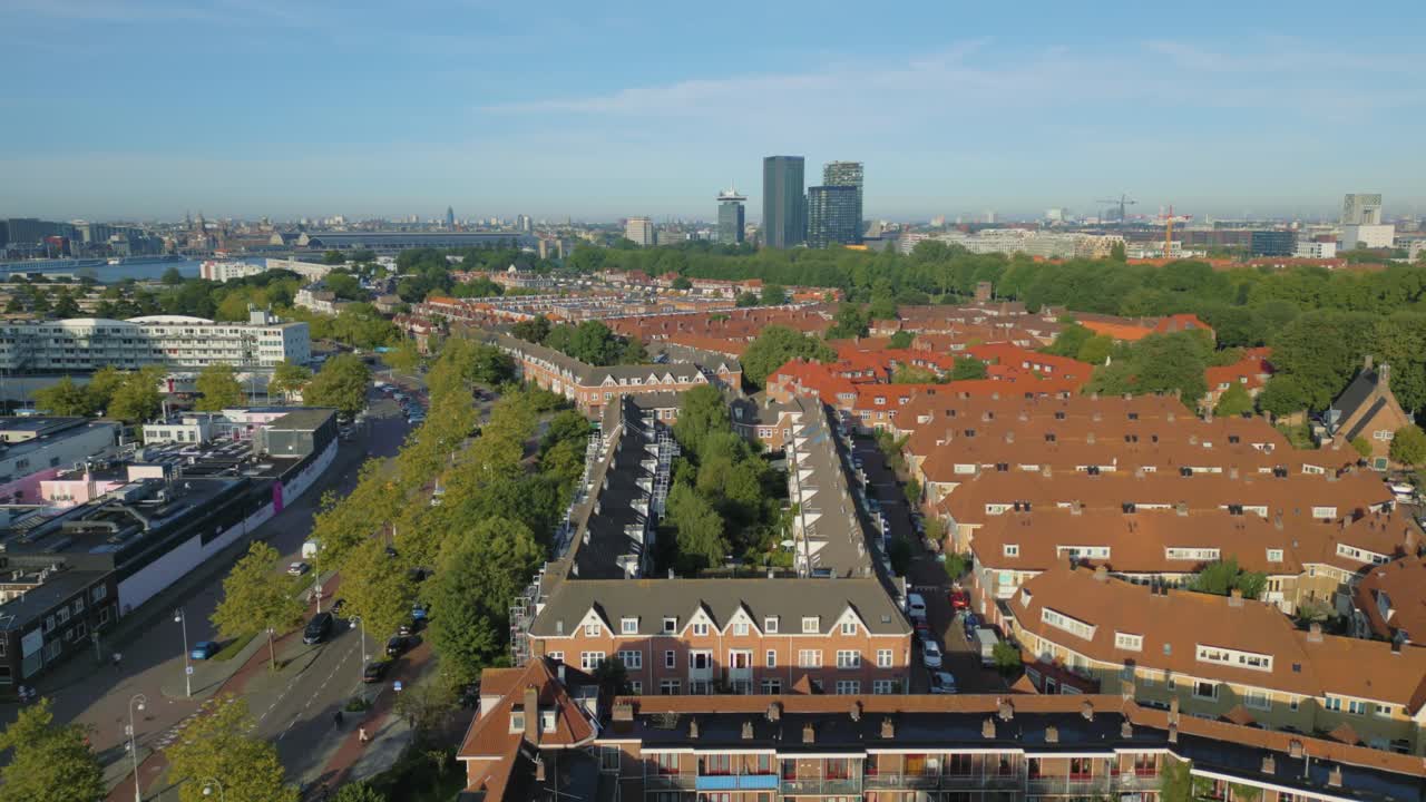 암스테르담의 올드 노드 노동자 계급 지구의 파노라마 개요 2의 pt1