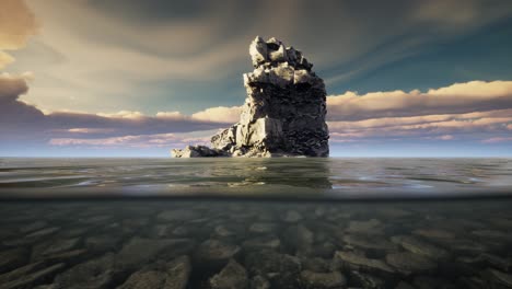 paisaje marino oceánico con el cielo y la ola oceánica divididos por la línea de flotación a la parte submarina