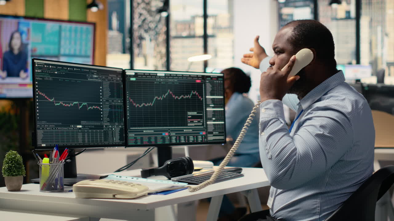 Proprietary firm coworkers worried by Black Swan event causing economic turmoil