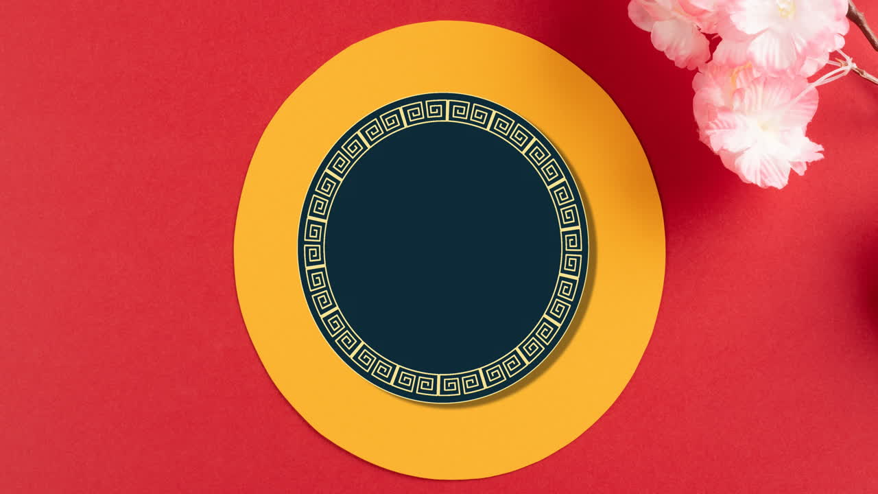 animación de decoraciones tradicionales chinas sobre fondo rojo