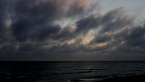 Brooding-Clouds-Sea-00