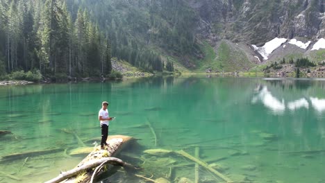 Awe-inspiring-drone-flight-over-Lake-Twentytwo-showcases-Washington’s-stunning-nature-in-4K