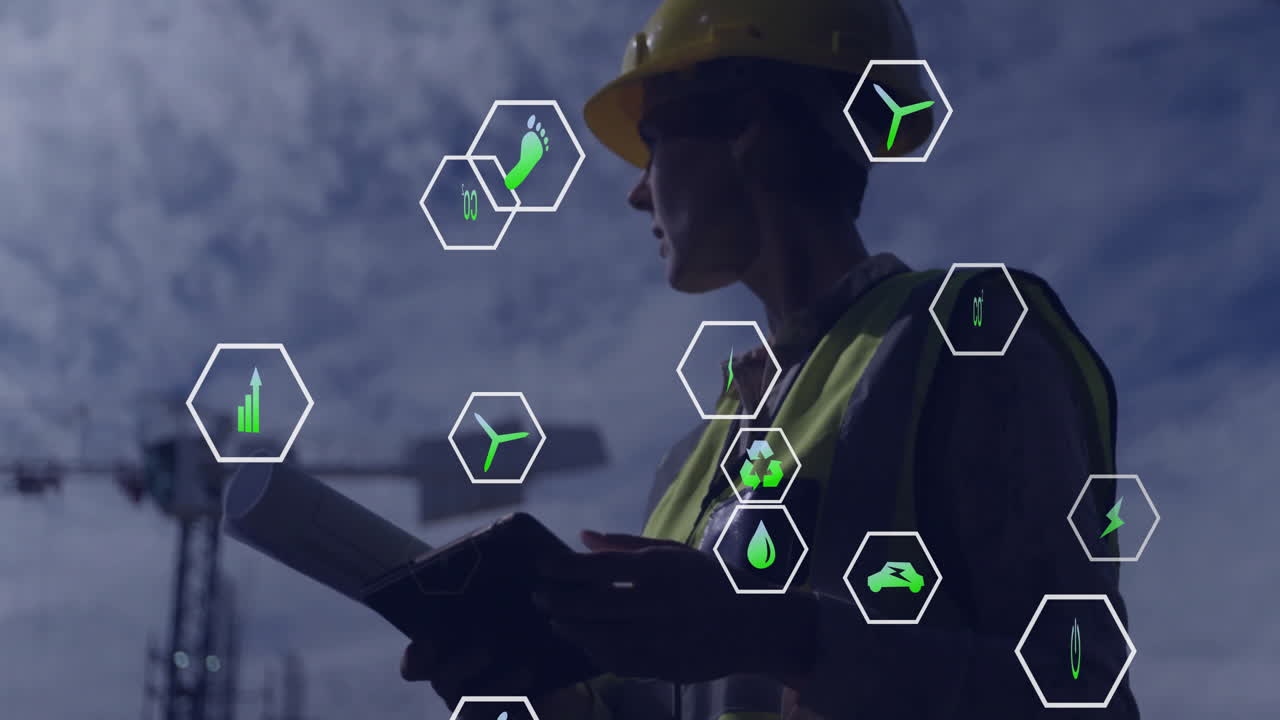animación de iconos ecológicos y procesamiento de datos sobre arquitecta caucásica