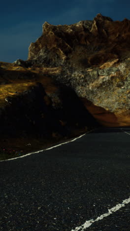 paisaje de carretera de montaña