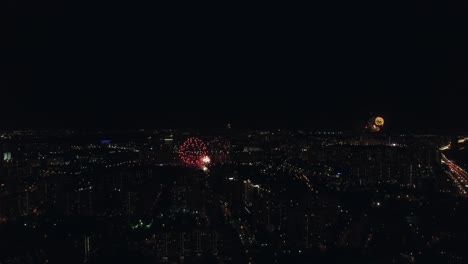 moscú celebra el día de la victoria con fuegos artificiales