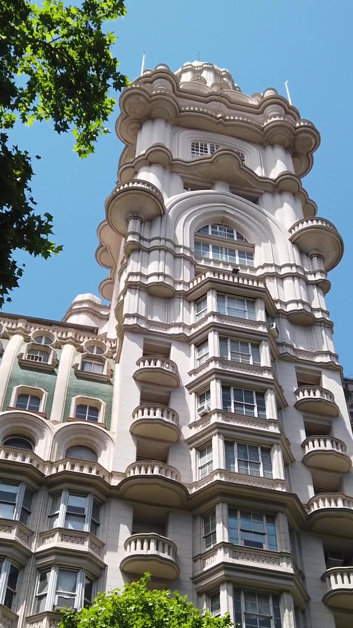 Verticale dell'edificio simbolo Palacio Barolo di Buenos Aires, Argentina