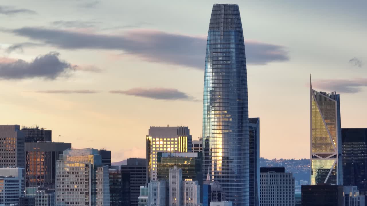 Salesforce Tower and San Francisco skyline with partly cloudy, sunrise sky