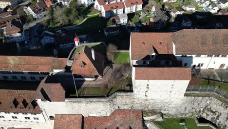 aarburg, aargau, 스위스, 성의 테라스의 위상, 새들이 날아가는 모습