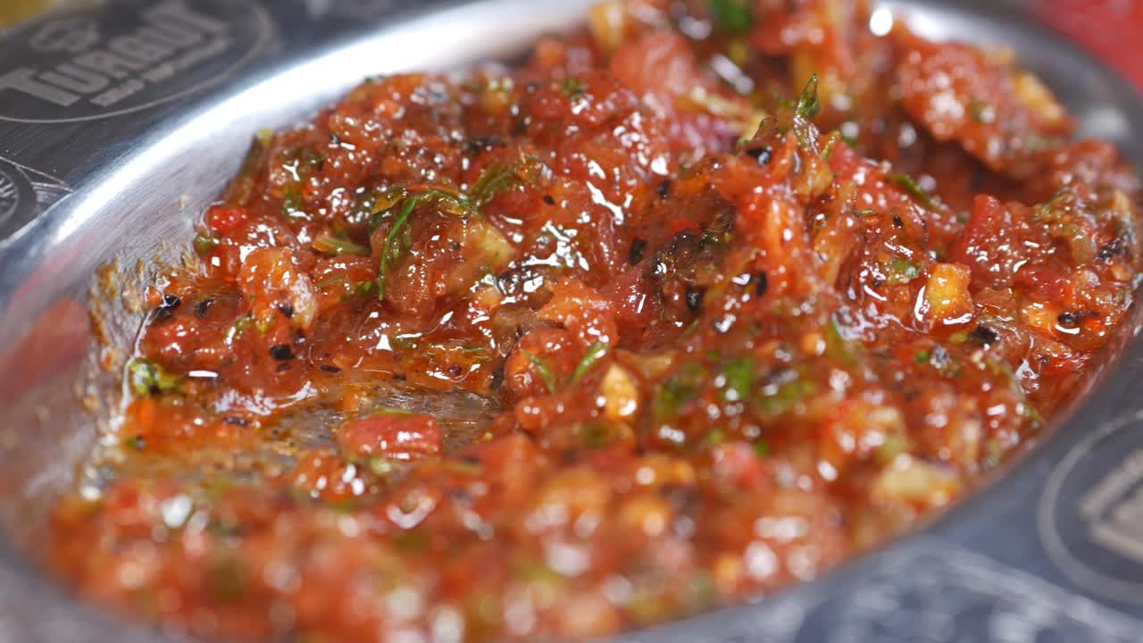 Turkish Tomato Dip with Bread