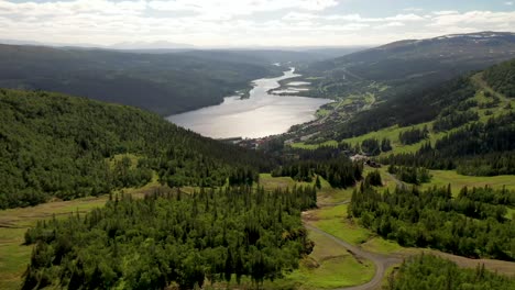 Verano-En-Åre-Filmado-Con-Un-Dron-En-4k