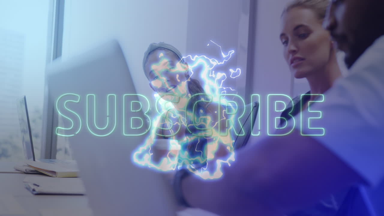 animación de suscribir texto sobre diversas personas de negocios en la oficina