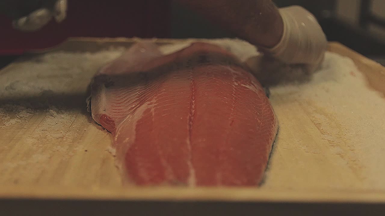 Preparation od salmon with salt