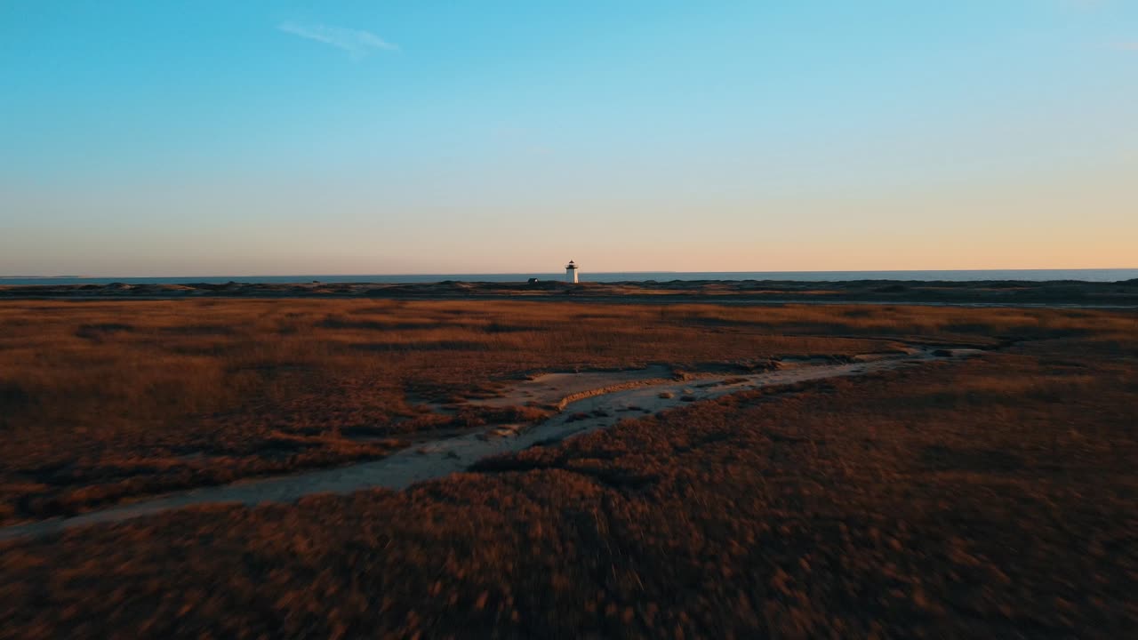 해가 지는 시간 에 광화문 과 바다 를 배경 으로 한 자연 풍경 의 공중 포인트 - 프로빈스타운, 매사추세츠