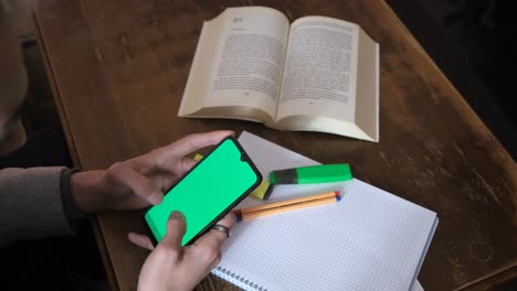 Education-play-phone-green-screen