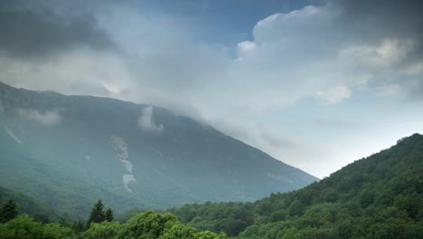 montserrat 的一個例子是: