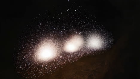 espectáculo de fuegos artificiales por la noche