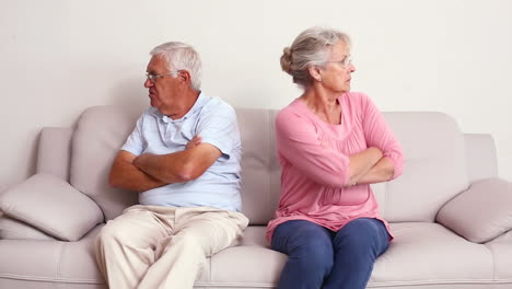 Senior-couple-arguing-on-the-couch