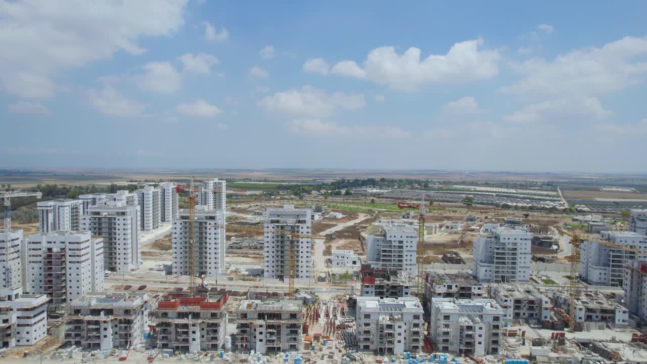 toma aérea del nuevo barrio en netivot, israel