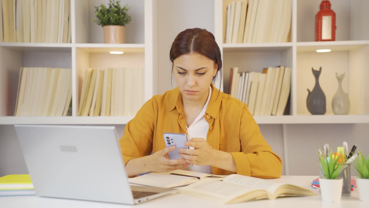 estudiante abandonada.