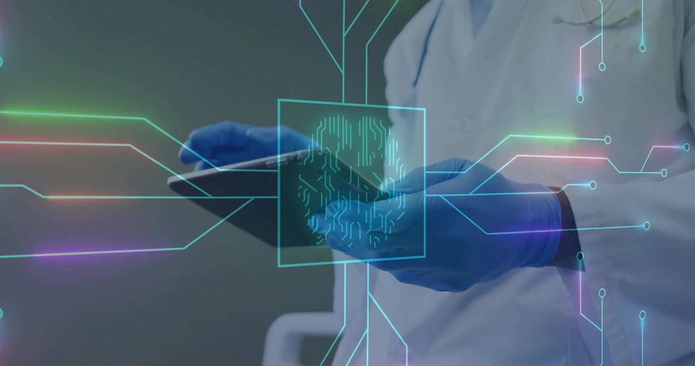 Doctor sosteniendo una tableta en una clínica, tocando la pantalla para activar un escaneo biométrico que verifica la identidad del paciente.